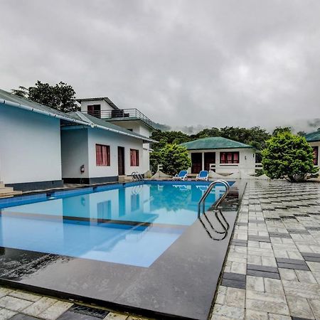 Treebo Trend Misty Garden Resorts With Mountain View Munnar Extérieur photo